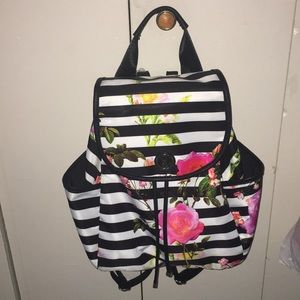 Meet your Posher, Carolyn